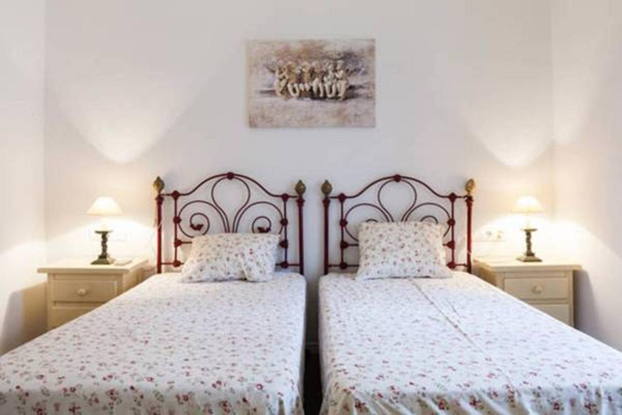 Apartamentos Rg Arenal セビリア 部屋 写真